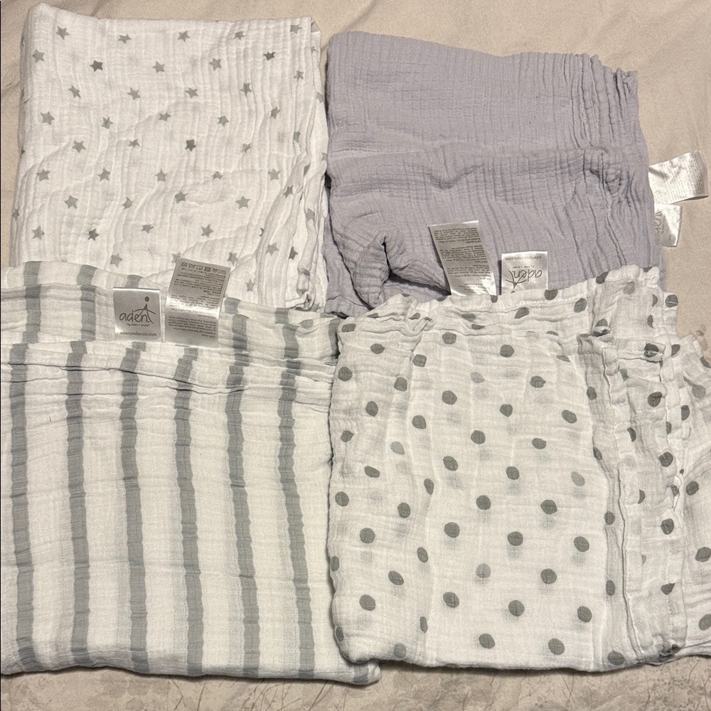 Aden and anais Gray and White Pattern Baby Infant Muslin Blanket Swaddle